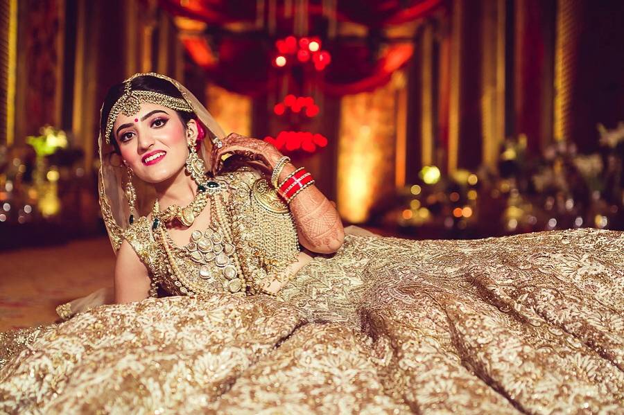 Eternal Beauty: The Unwavering Popularity of Sarees and Lehengas in Wedding Fashion